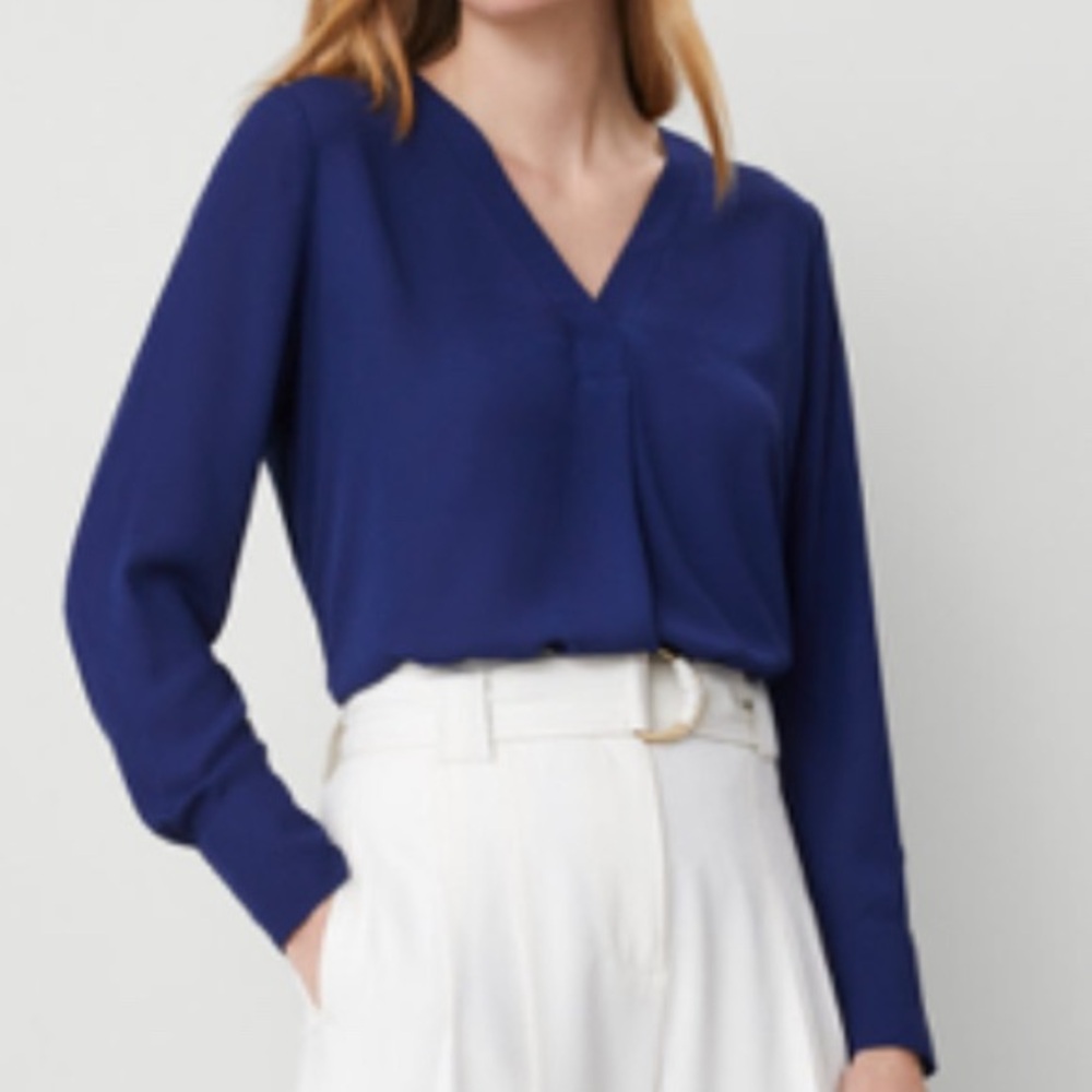 Ann Taylor Mixed Media Pleat Front Top
Color: Royalty Blue